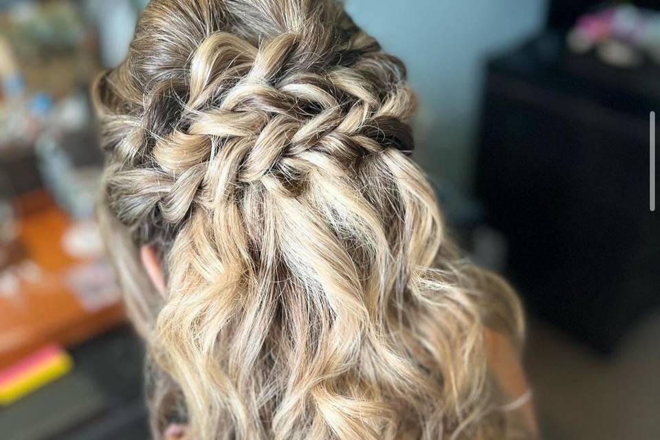 Textured half up