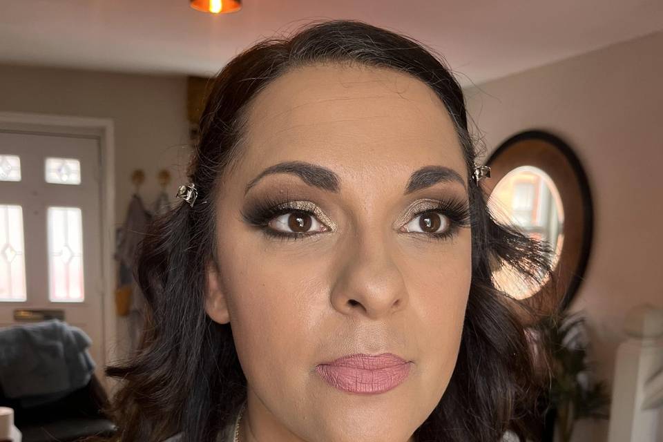 Maids makeup