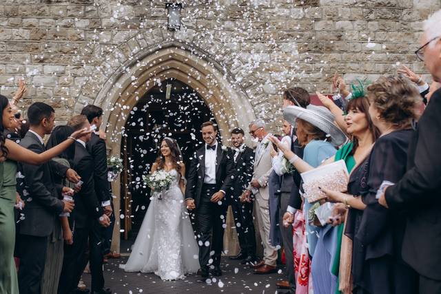 Emotional wedding Confetti
