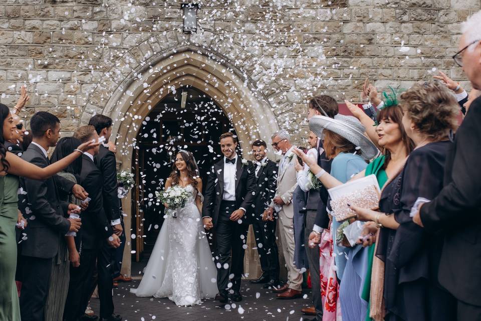 Emotional wedding Confetti