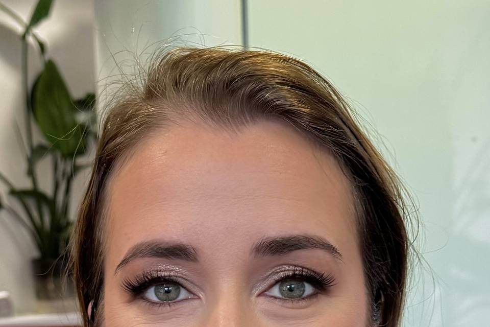 Wedding guest makeup