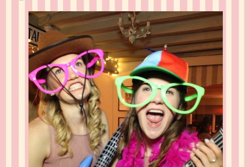 Photo Booths Reflect Events 12