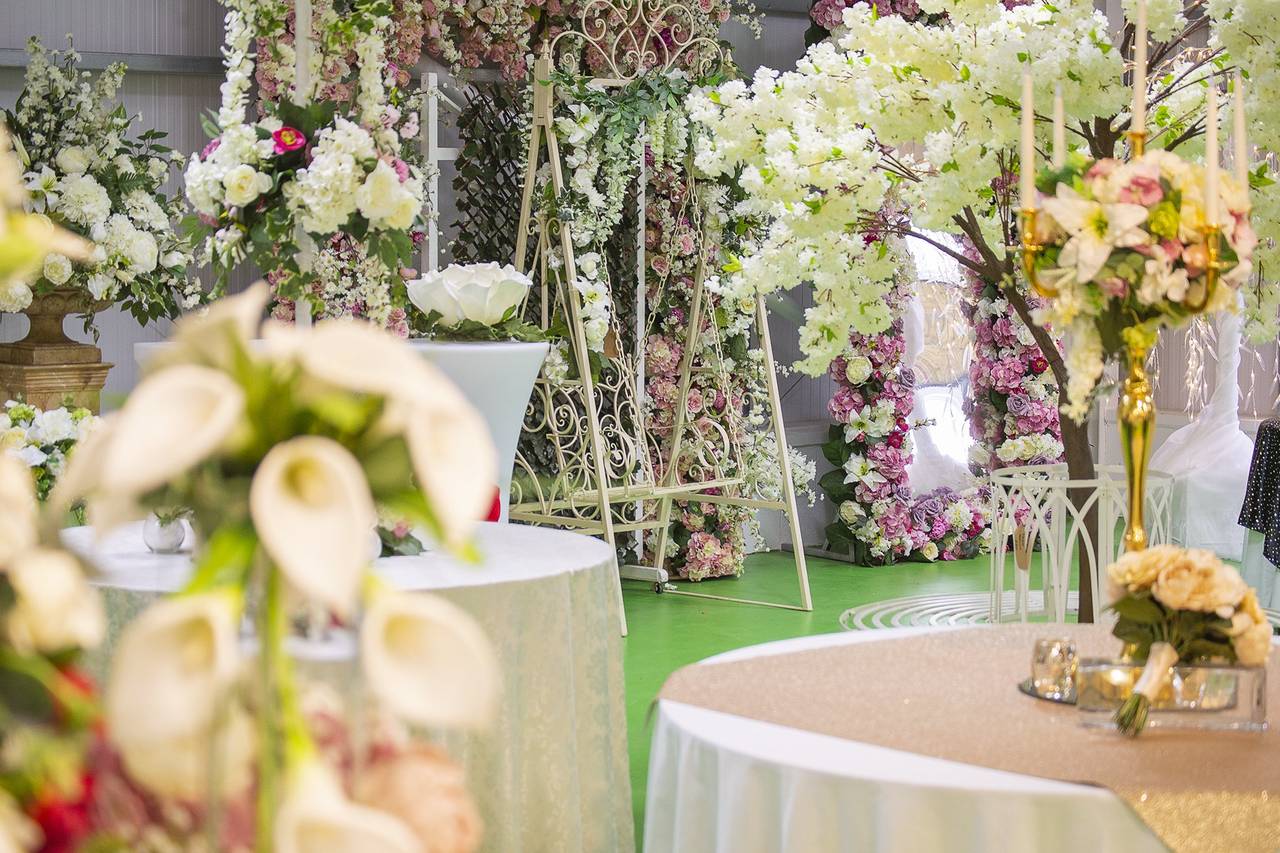 Decorative Hire - Wedding Suppliers | hitched.co.uk