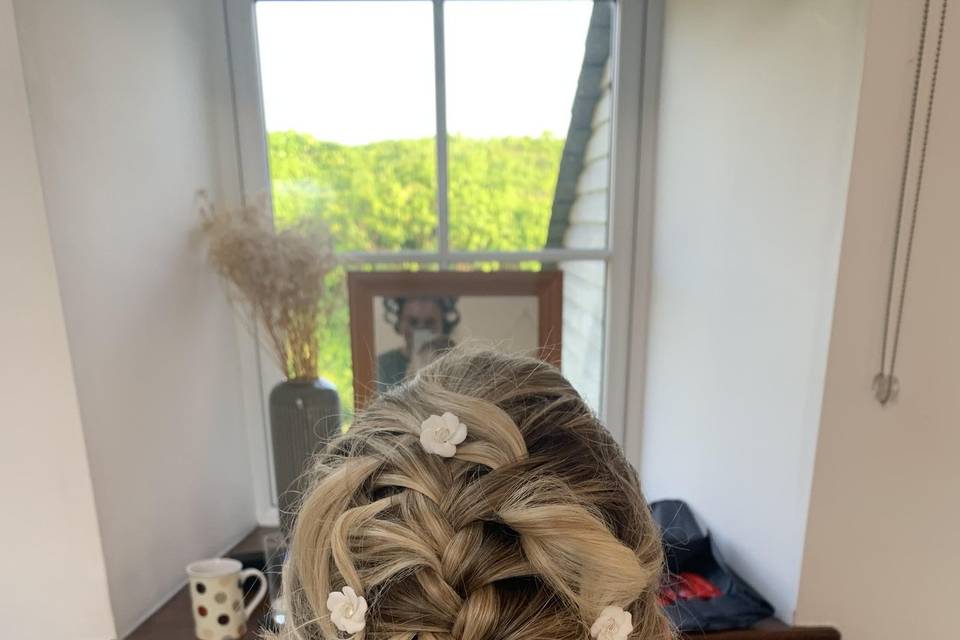 Beautiful braid for short hair