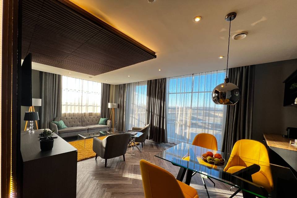 Signature Suite lounge area