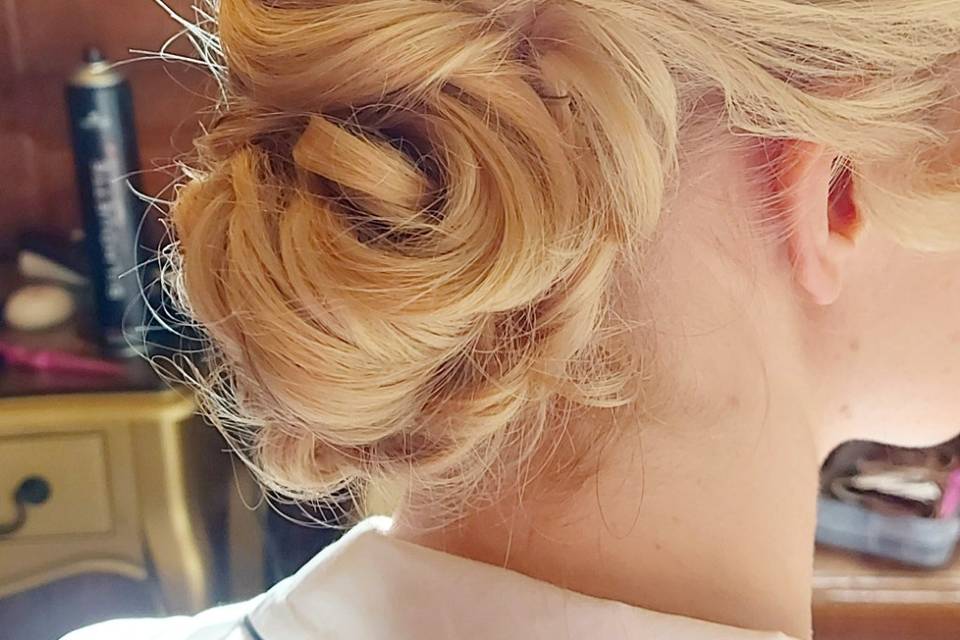 Bridal classy hair