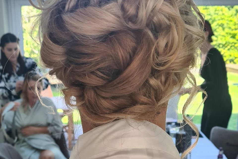 Bridal hair up