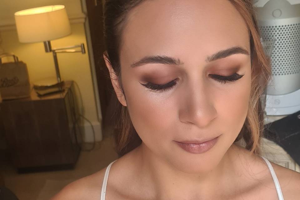 Bridal earth colour makeup