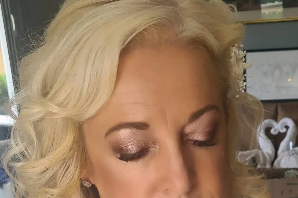 Bridal pink and mauve smokey