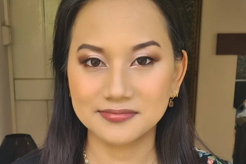 Asian makeup