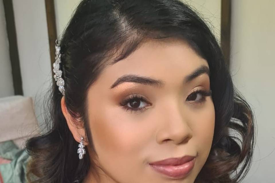 Bridal hair and makeup