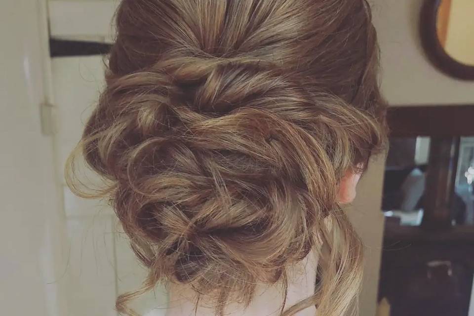 Bridal hair half up half down