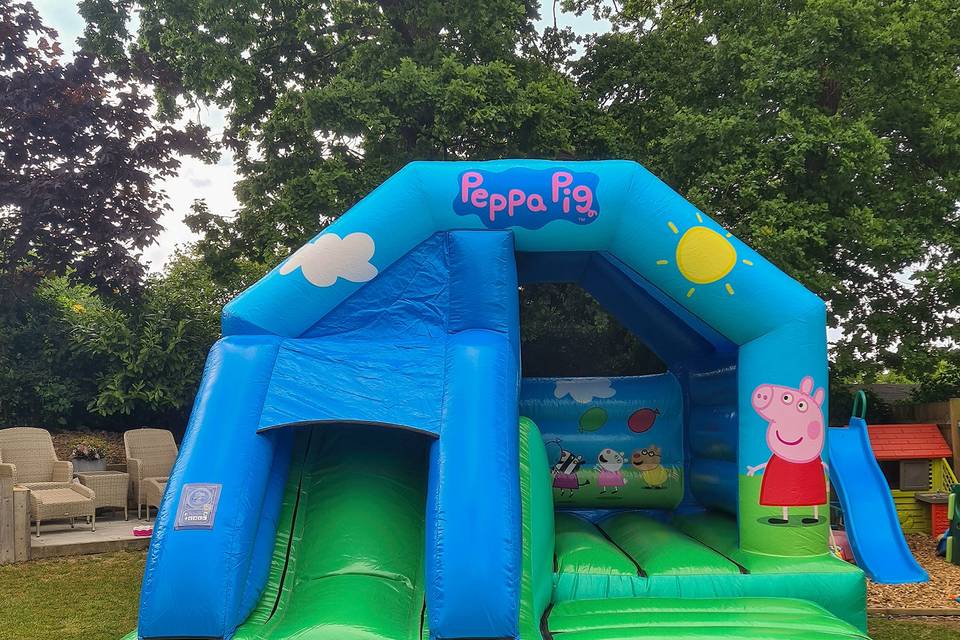 Peppa Pig Bouncy Castle