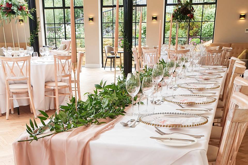 Blush Top Table