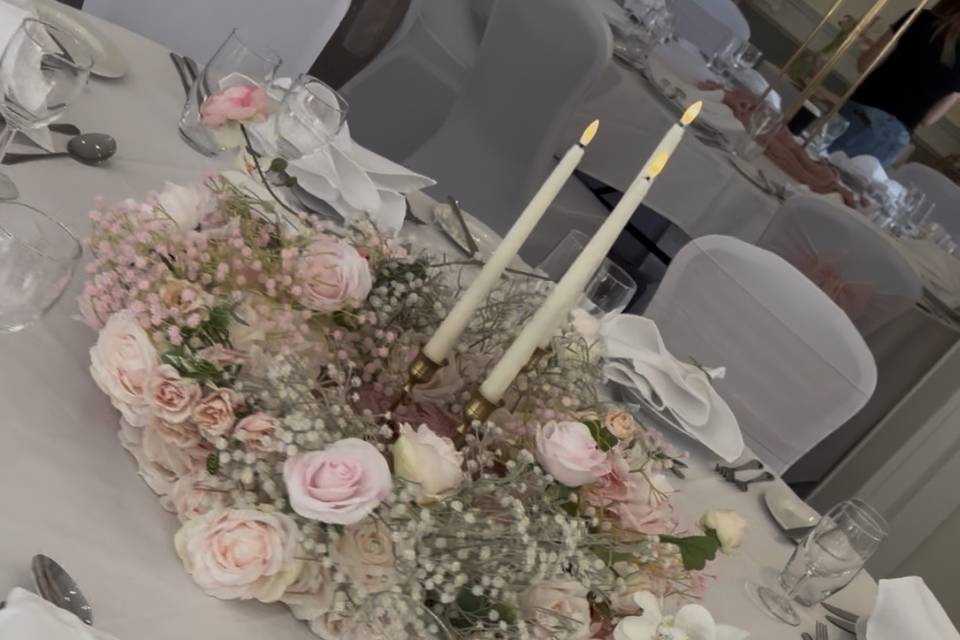 Brandon suite dinner table