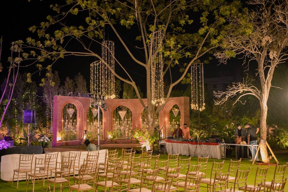 Outdoor decor design