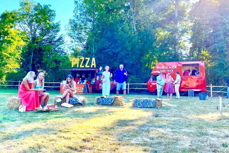 Pizza & BBQ Truck