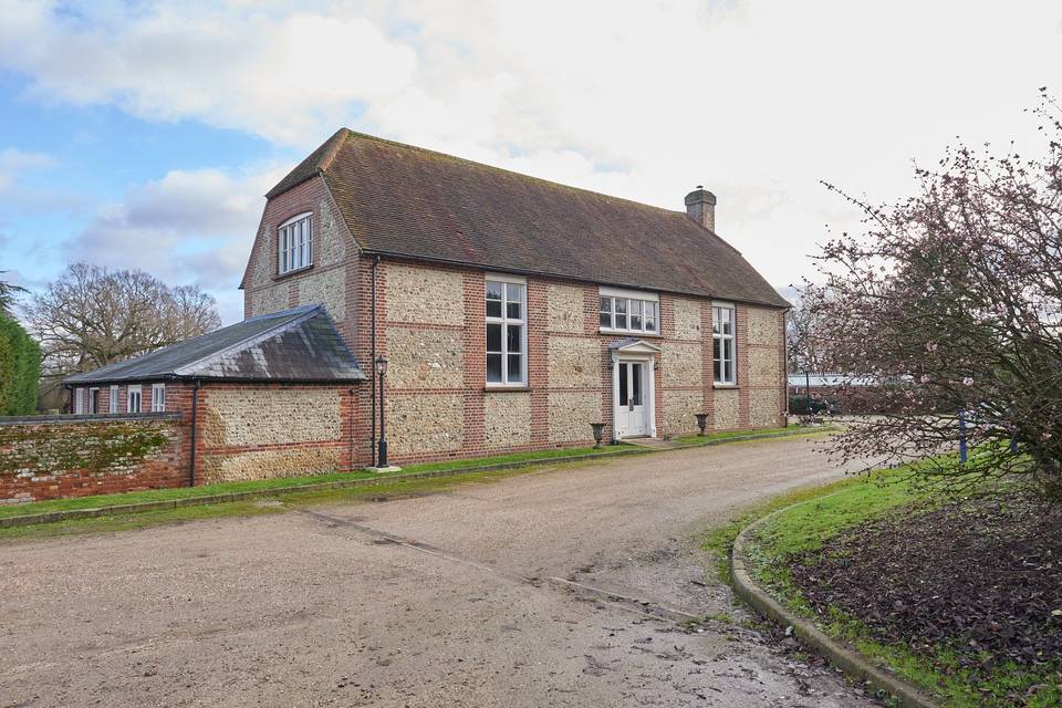 Tudor Barn