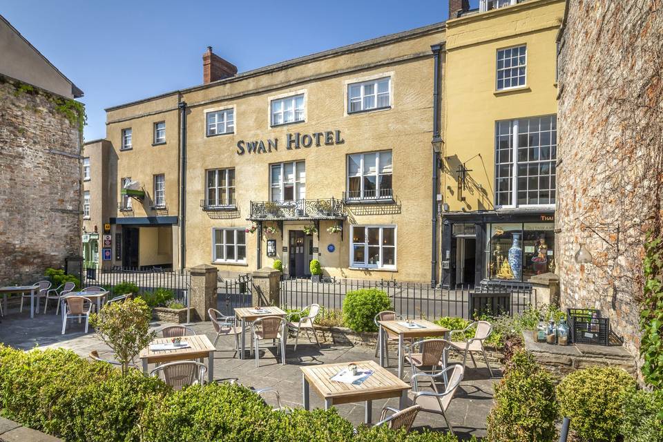 Swan Hotel, Wells 110