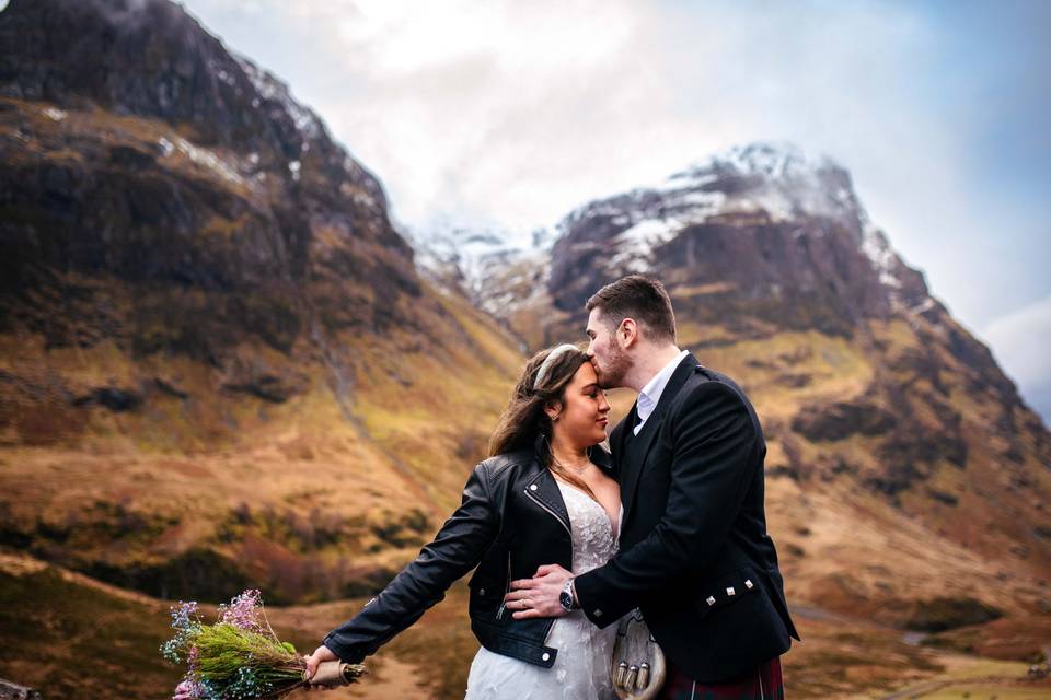 Newlywed Portraits in Glencoe