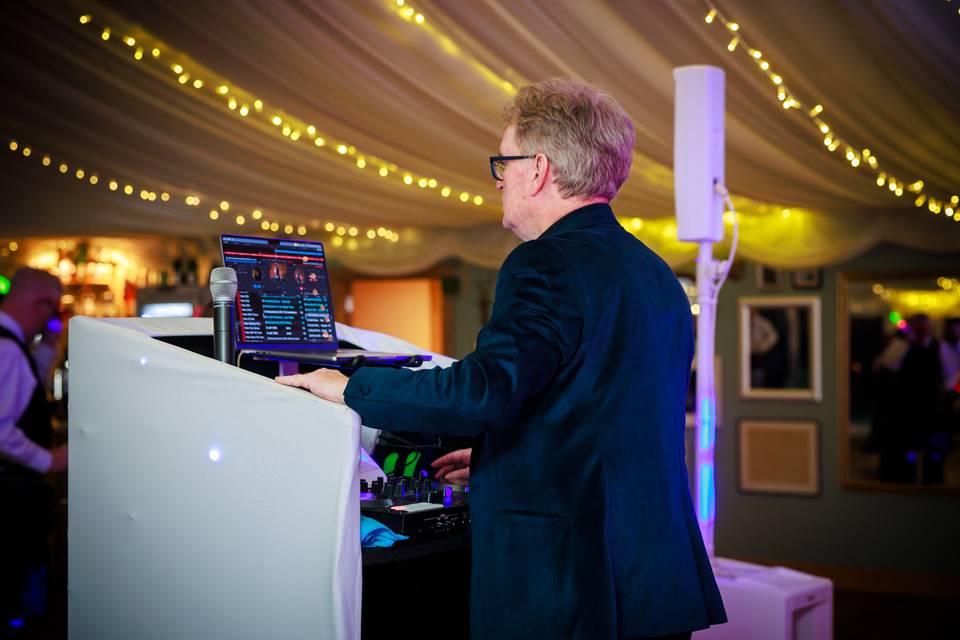 Wedding DJ