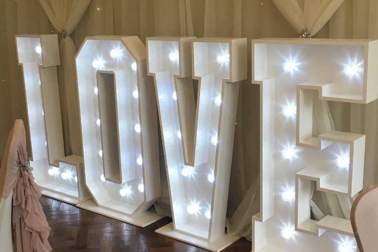 4ft white LED letters