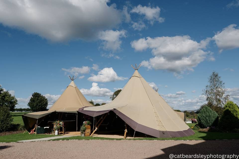 4 Tipis at Winsley