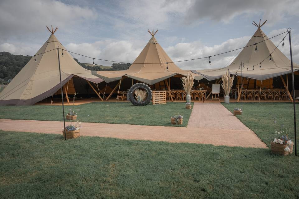 Tipi entrance