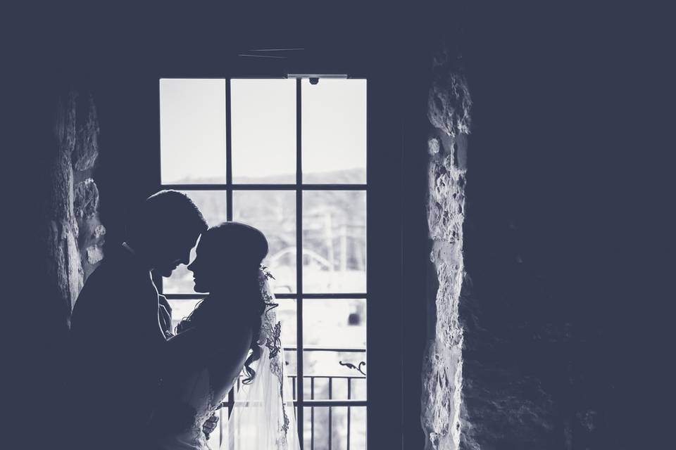 Romantic silhouette - Moment Weddings