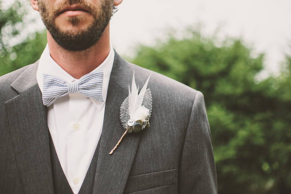 Beautiful buttonhole - Moment Weddings