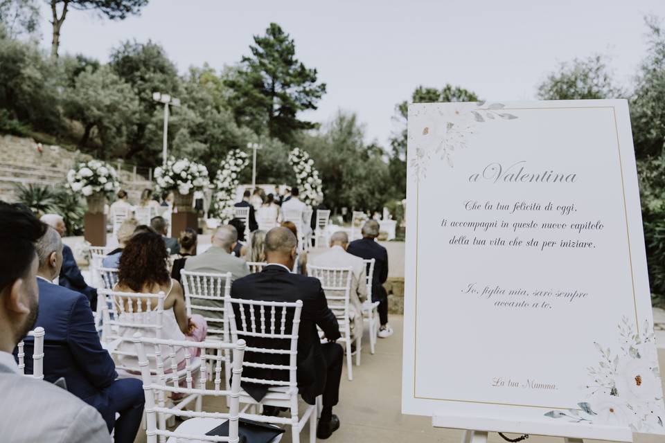 Civil ceremony in amphitheater