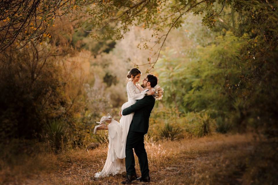 Newlyweds in the park