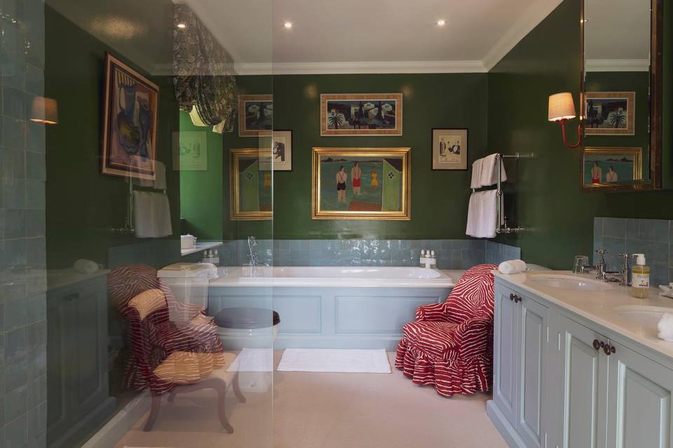 Master ensuite