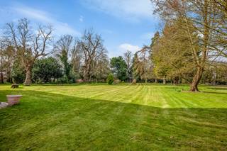 Wellesbourne Hall