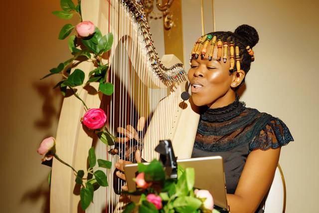 Judith Ude - The Singing Harpist