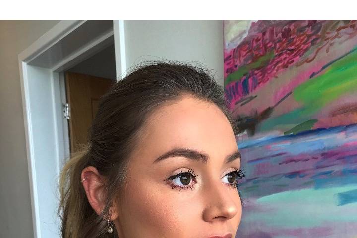 Natural makeup