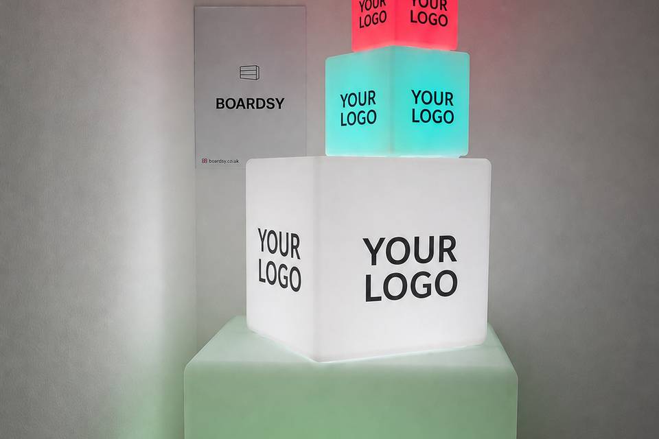 Cube light box