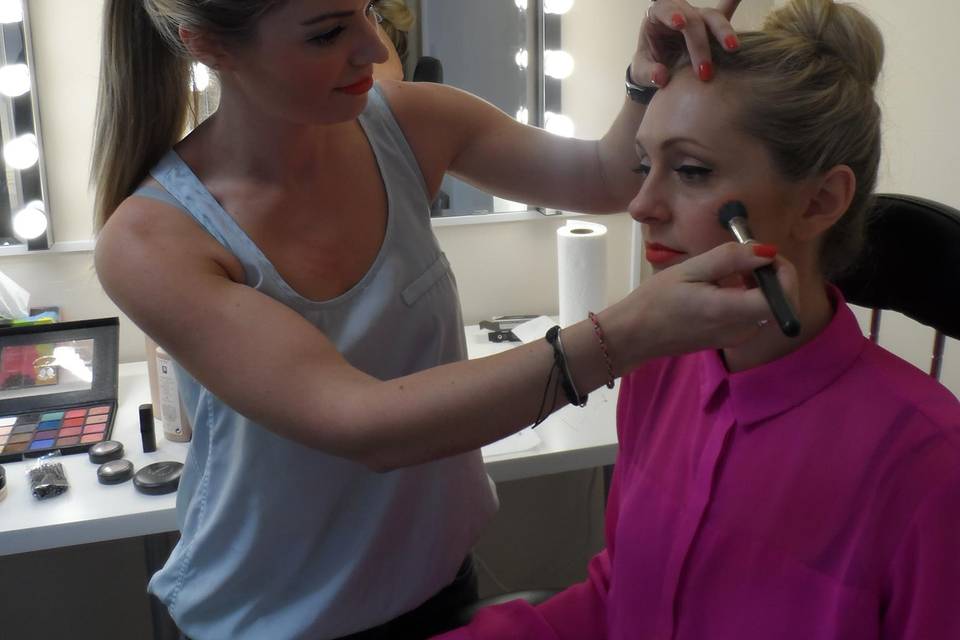 Carys Catherine Makeup Artist