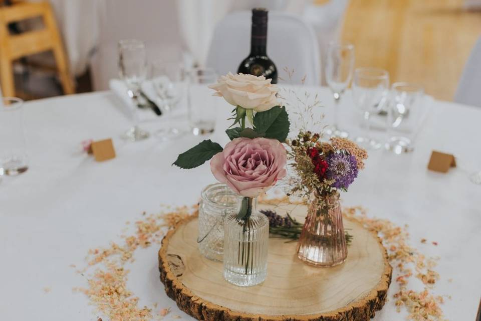 Bud vases table centre