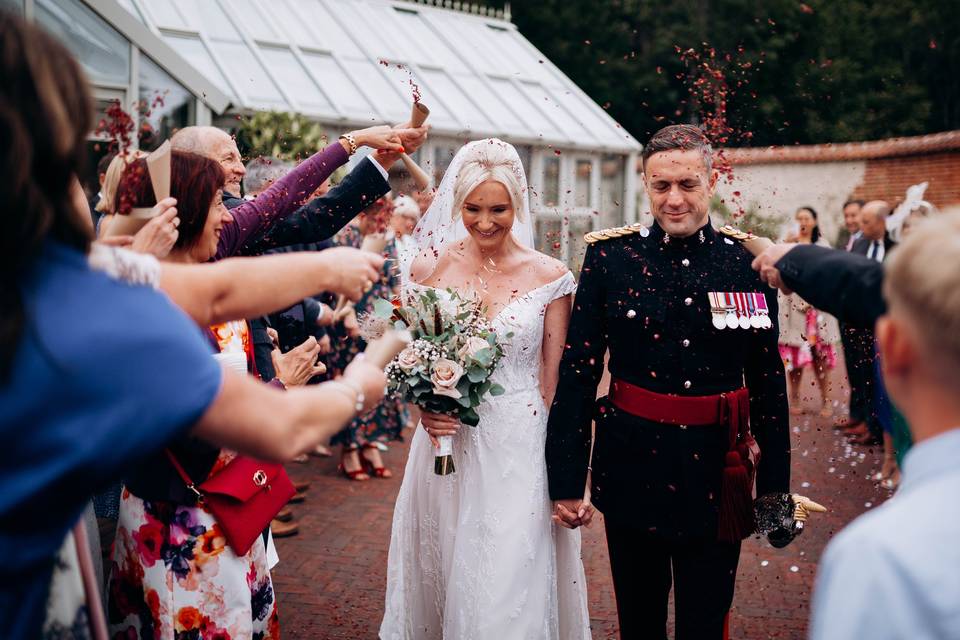 Confetti shot