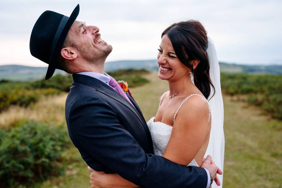 Natural wedding portraits