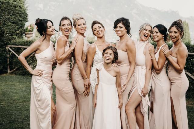 Bride & Bridesmaids