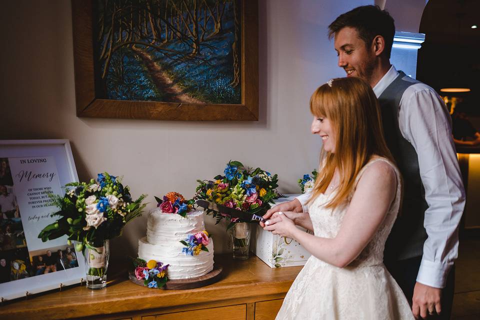 Cutting the cake