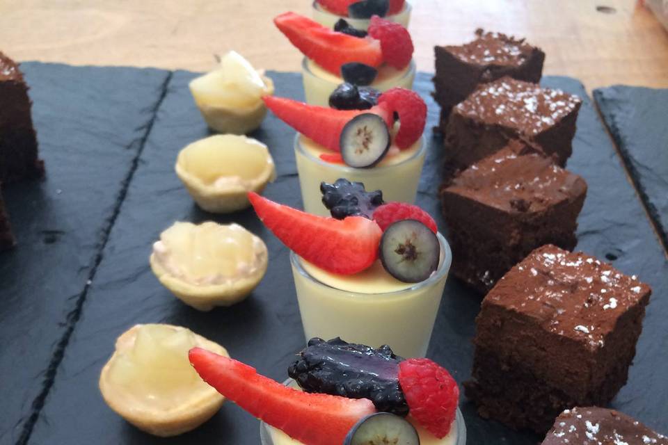 Mini dessert platter