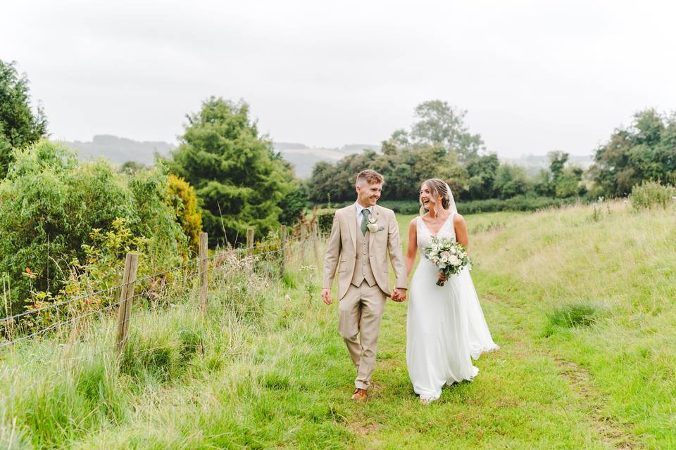 Hannah & Josh at Upcote