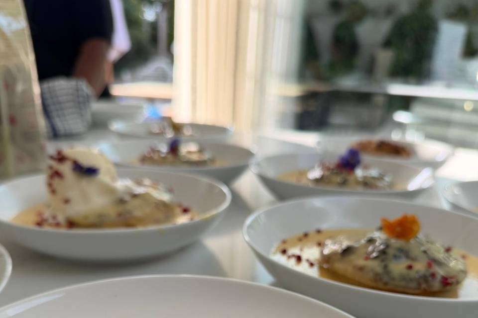 Apple Crumble Tart with