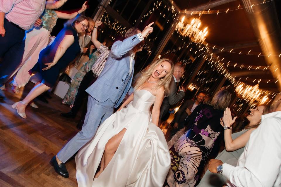 Reception dancing