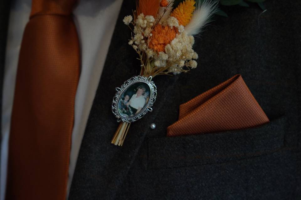 Details groom
