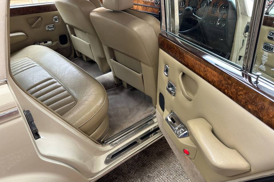 Gracie Rolls Royce Interior