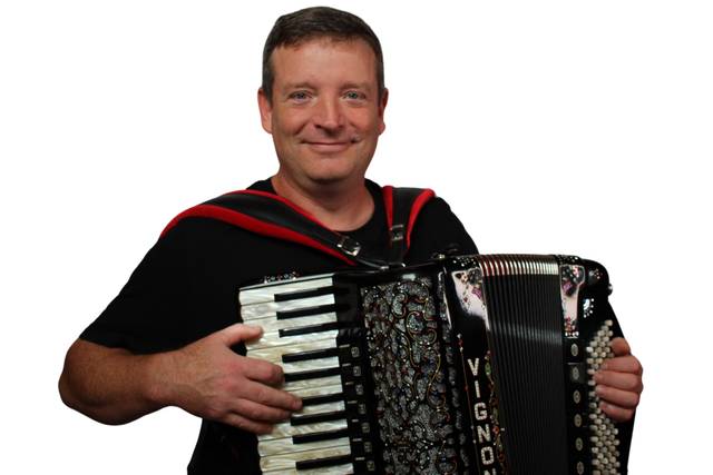 Live accordion music